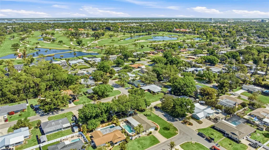 1908 49th Street W Bradenton FL 34209