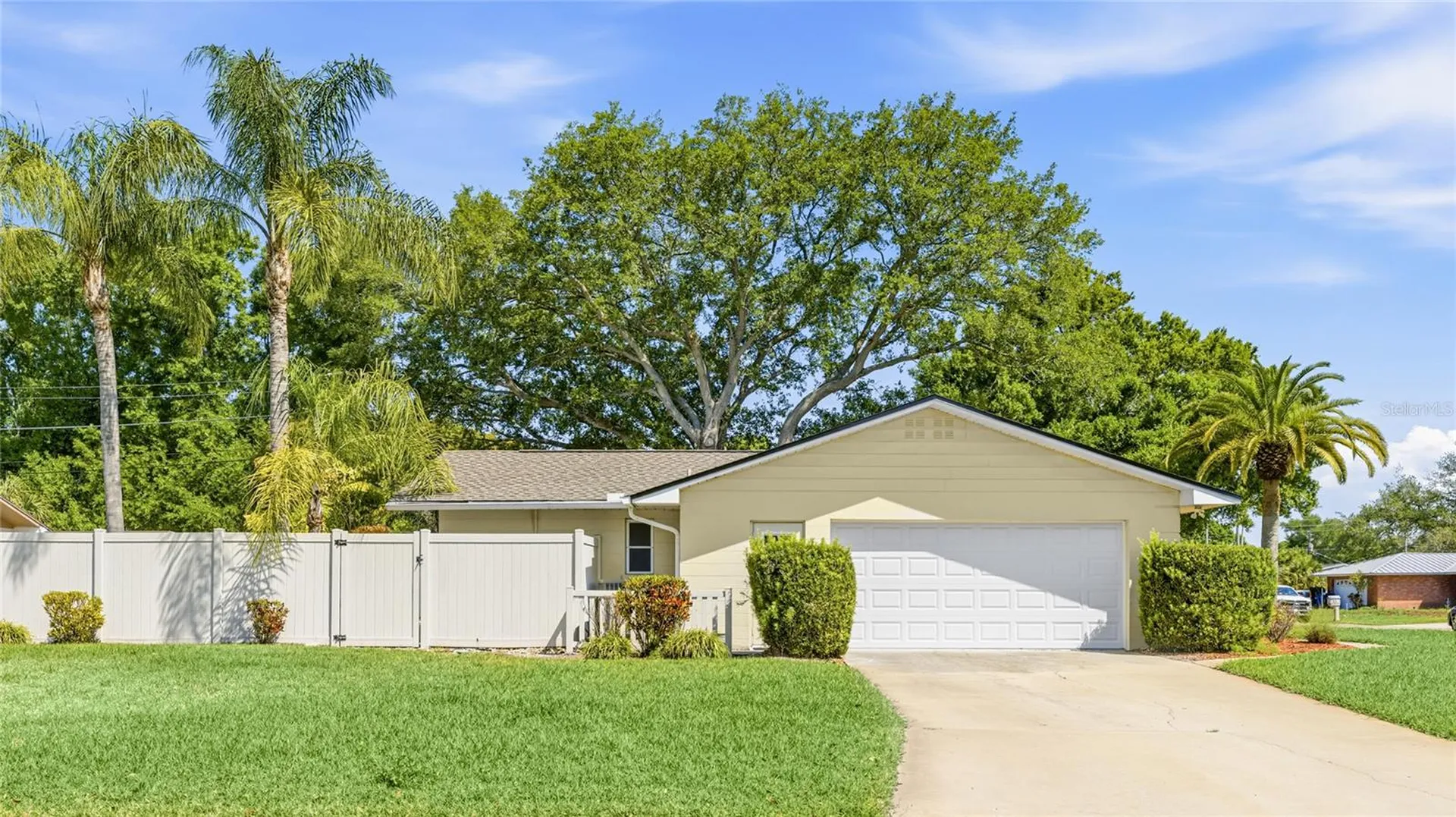 1908 49th Street W Bradenton FL 34209