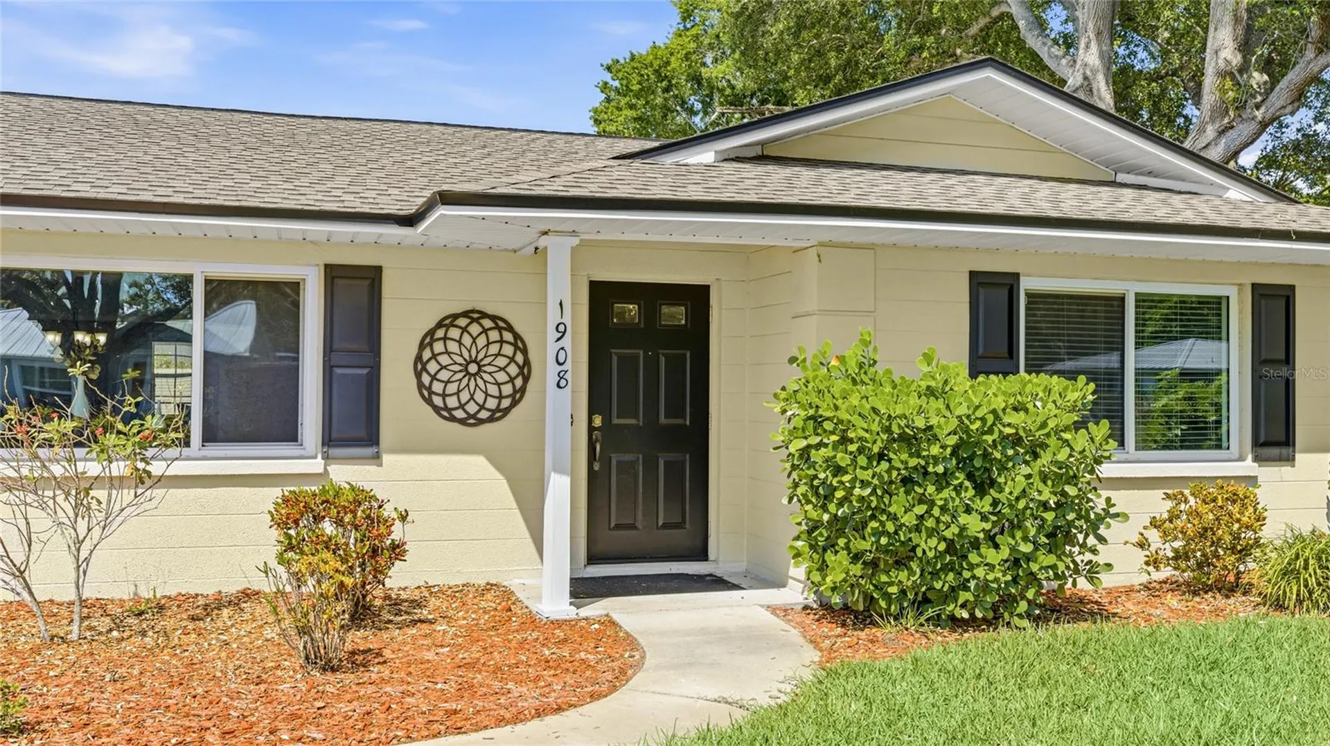 1908 49th Street W Bradenton FL 34209