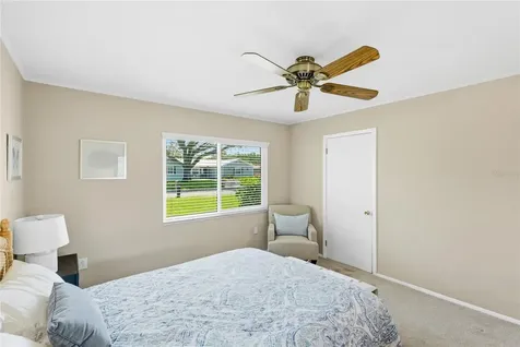 1908 49th Street W Bradenton FL 34209