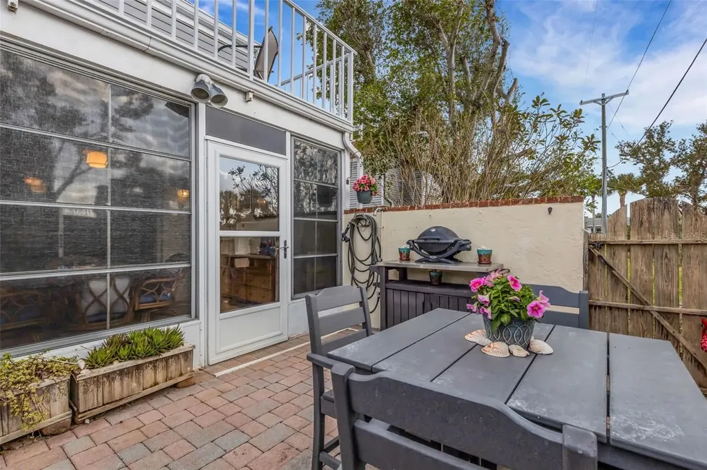 744 Cadiz Road Venice FL 34285