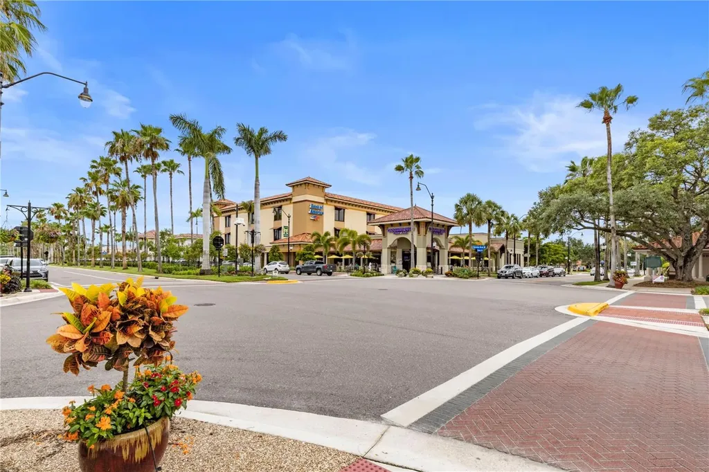 744 Cadiz Road Venice FL 34285
