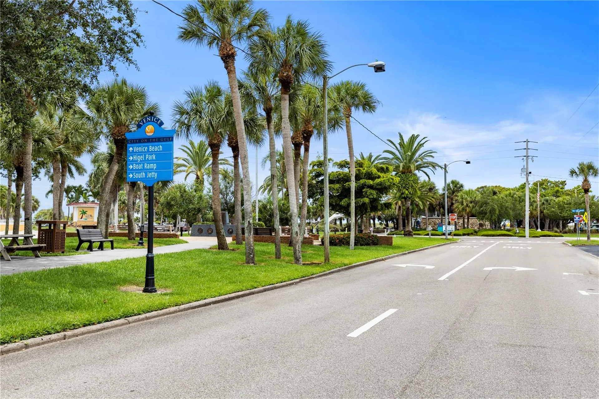 744 Cadiz Road Venice FL 34285