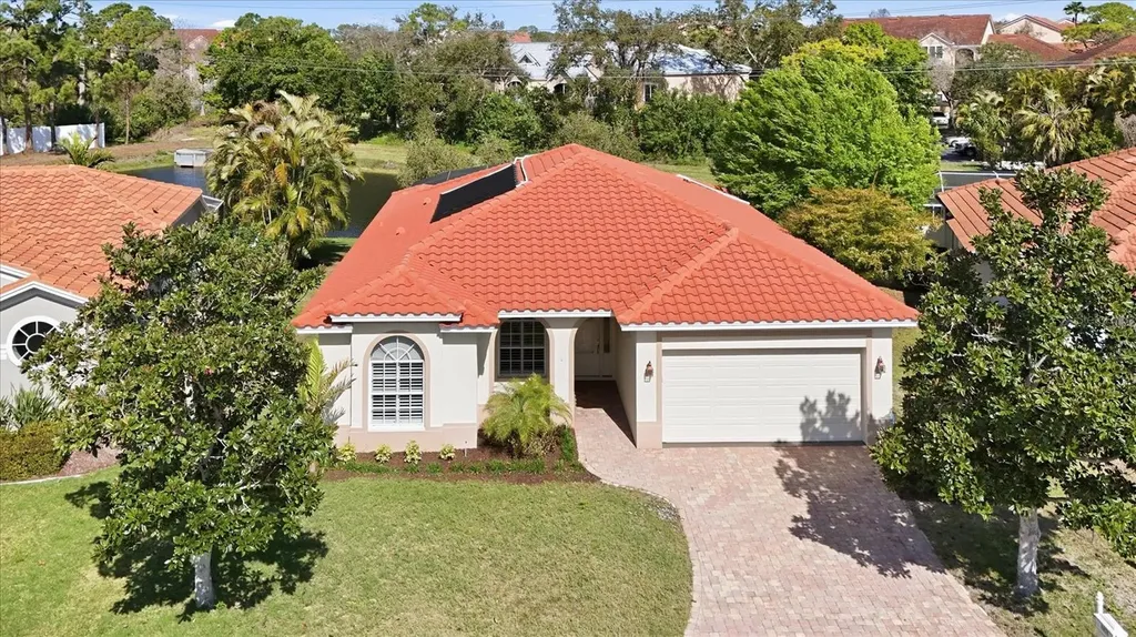 8876 Huntington Pointe Drive Sarasota FL 34238