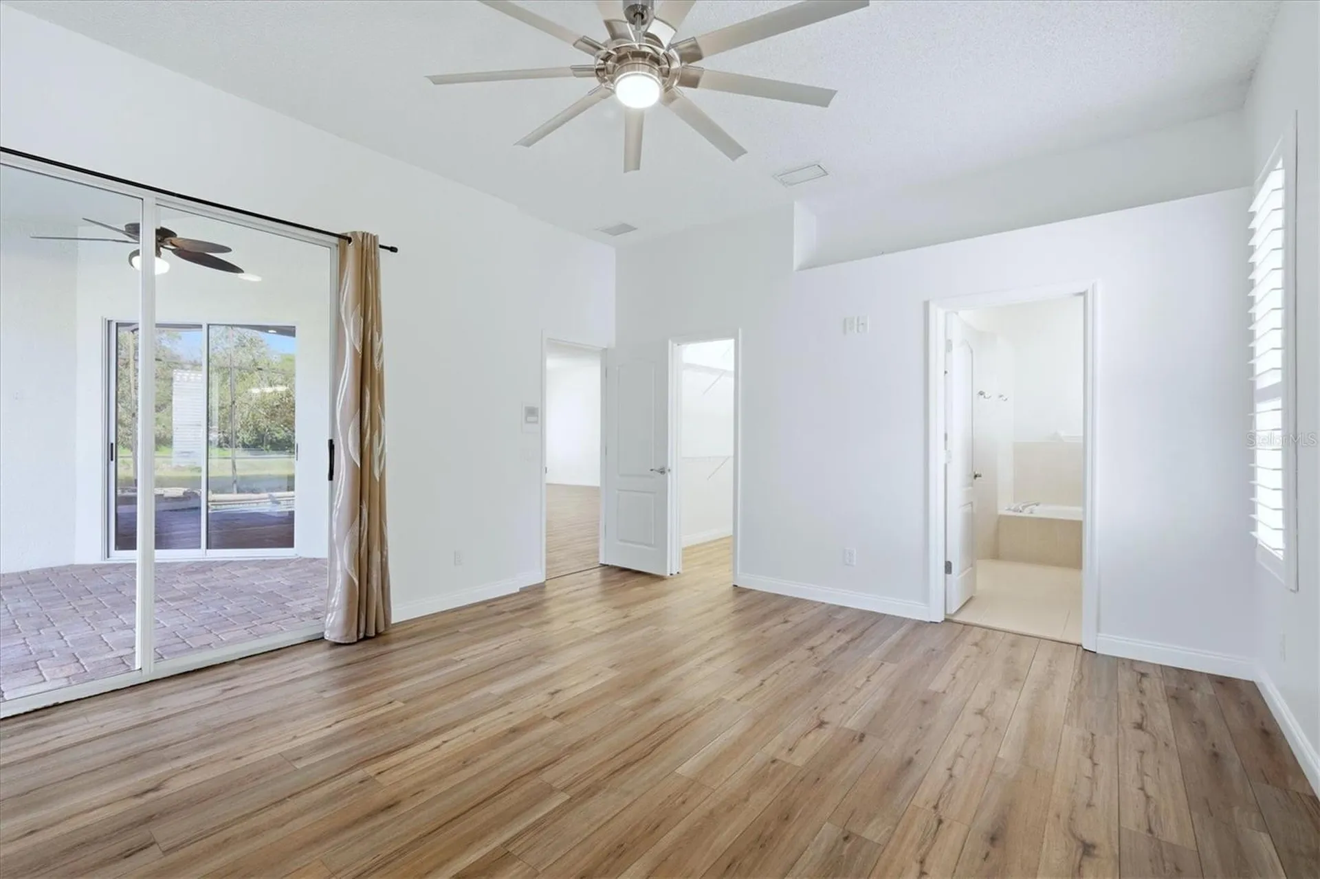 8876 Huntington Pointe Drive Sarasota FL 34238