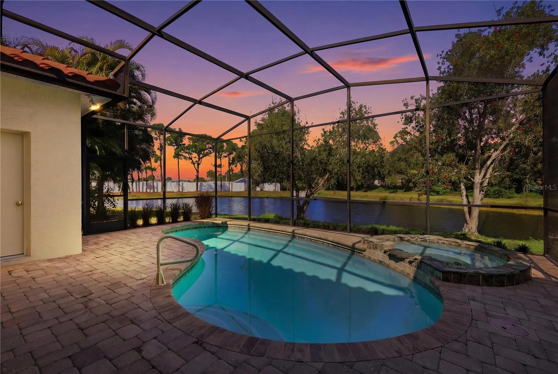 8876 Huntington Pointe Drive Sarasota FL 34238