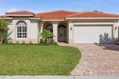 8876 Huntington Pointe Drive Sarasota FL 34238