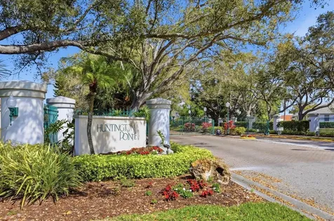 8876 Huntington Pointe Drive Sarasota FL 34238