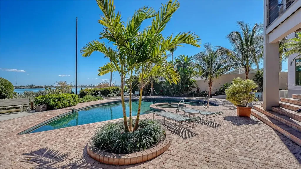 2116 Casey Key Road Nokomis FL 34275