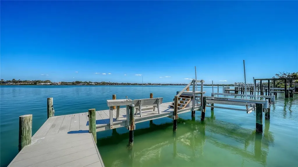 2116 Casey Key Road Nokomis FL 34275