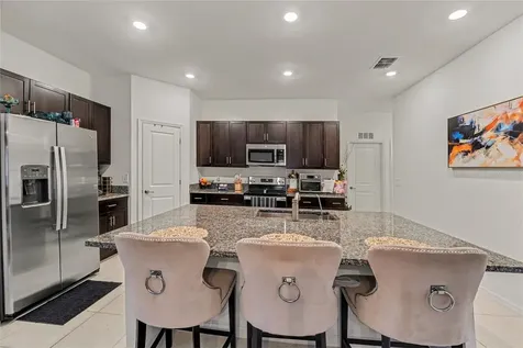 1808 Red Loop Lakeland FL 33801
