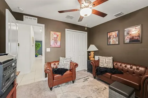 1808 Red Loop Lakeland FL 33801