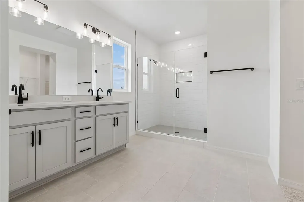 622 Kingswood Court Bradenton FL 34212