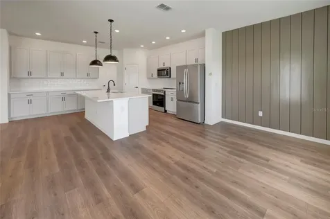 622 Kingswood Court Bradenton FL 34212