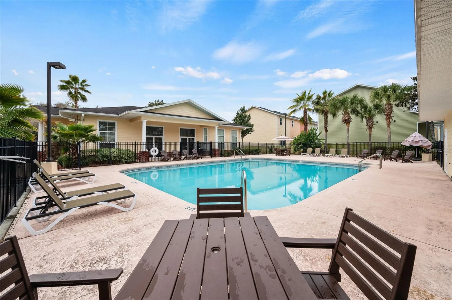 1581 NW 29th Road Gainesville FL 32605
