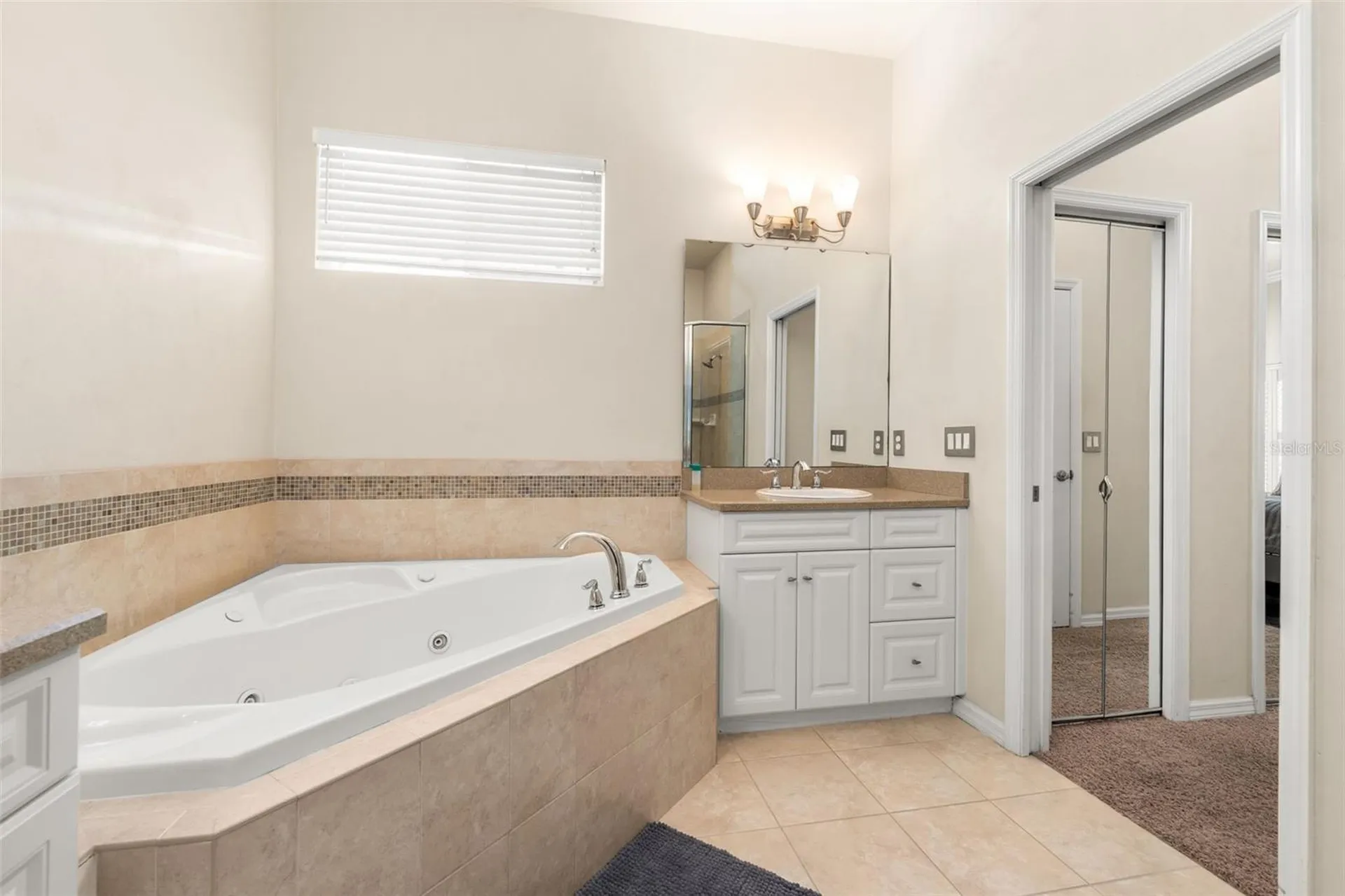 3737 SW 74th Drive Gainesville FL 32608