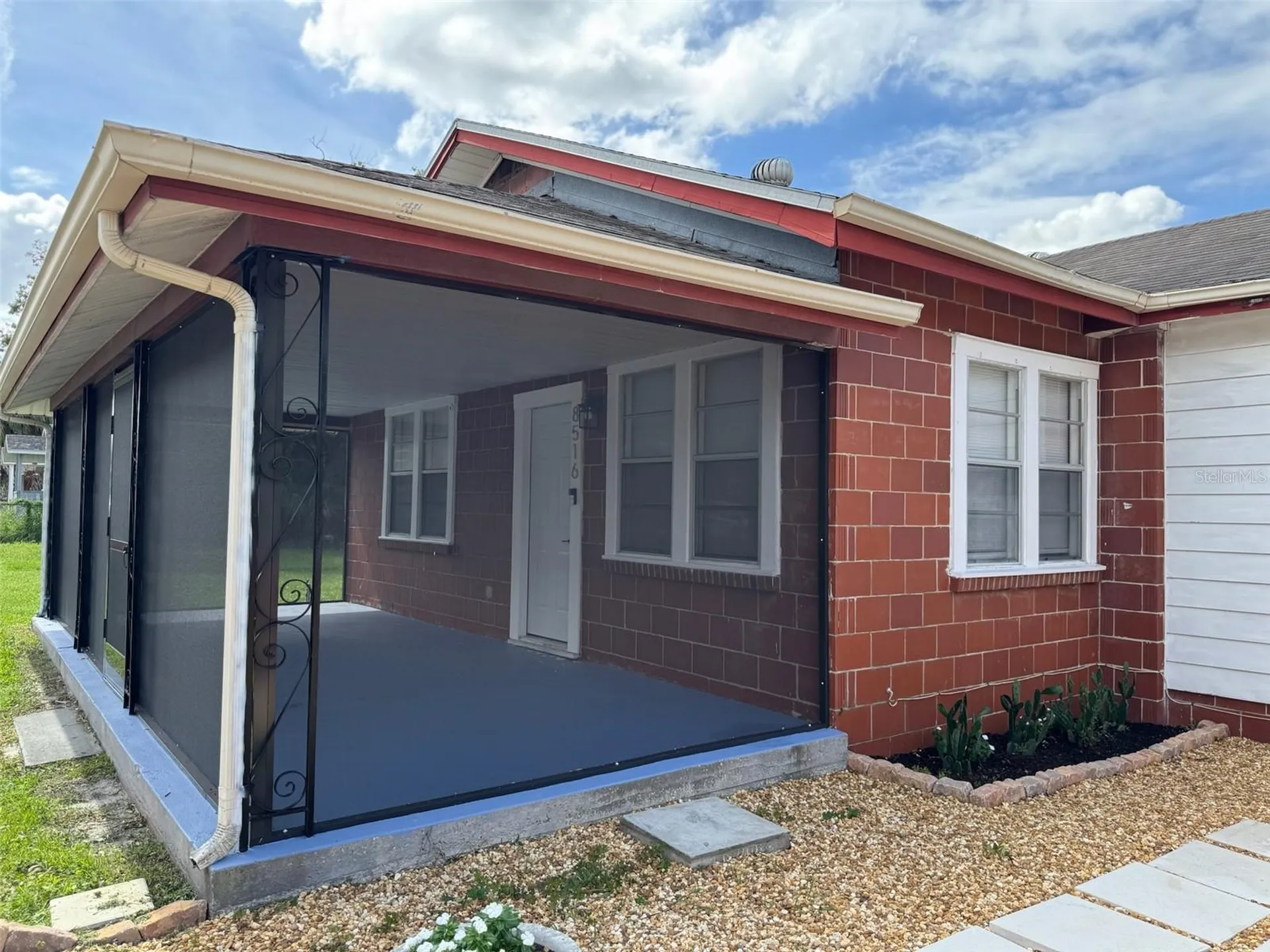 8516 N 12th Street Tampa FL 33604