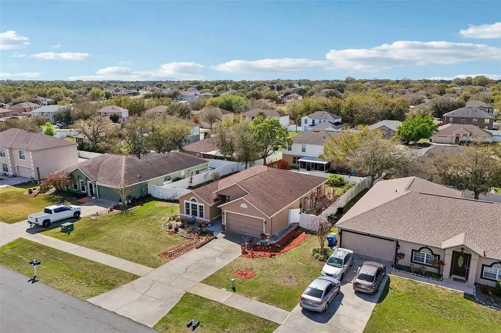 2315 Belfry Way Mascotte FL 34753