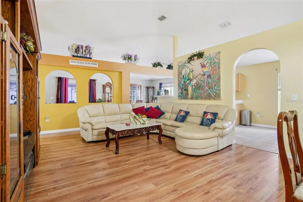 2315 Belfry Way Mascotte FL 34753