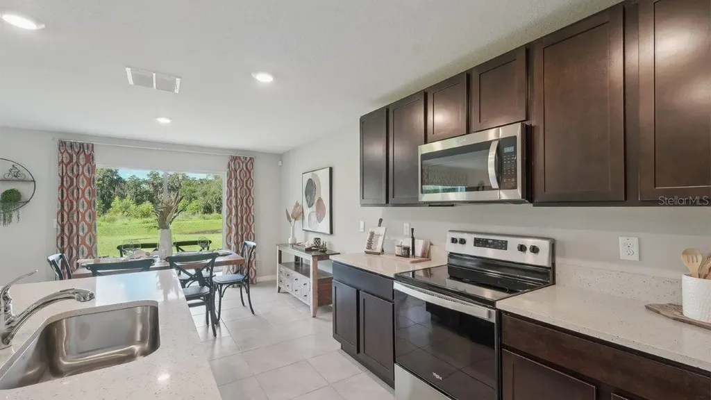 15035 Crosshall Stream Drive Wimauma FL 33598