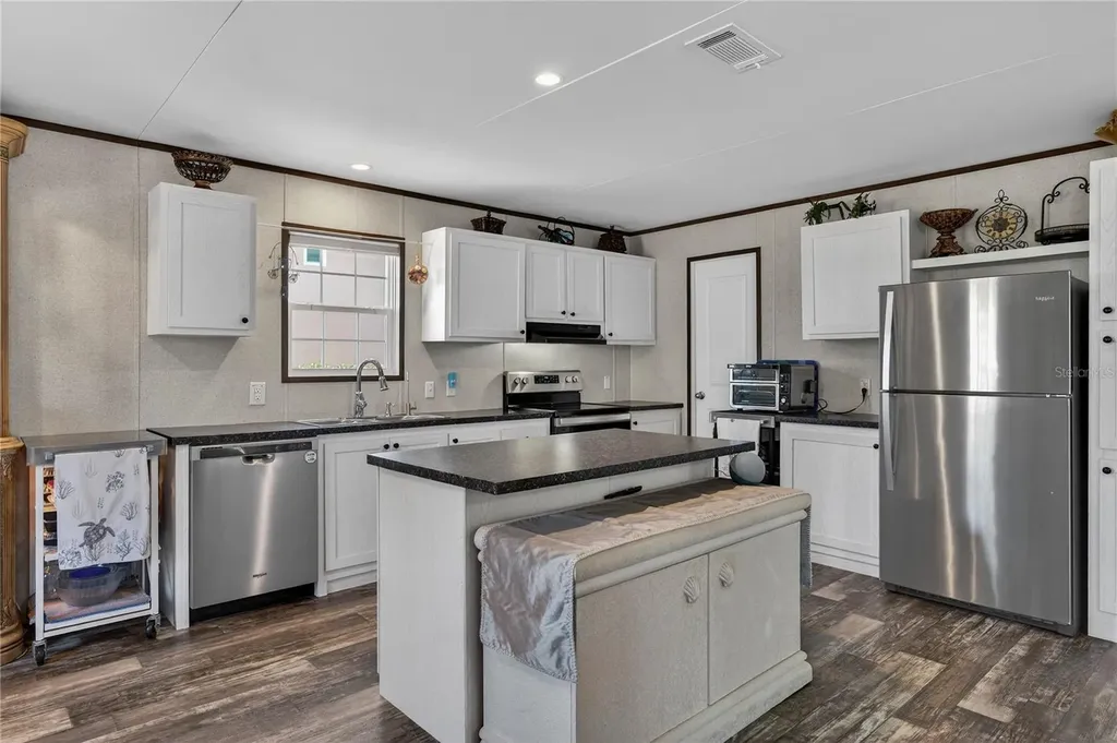 185 Coleman Street Edgewater FL 32141
