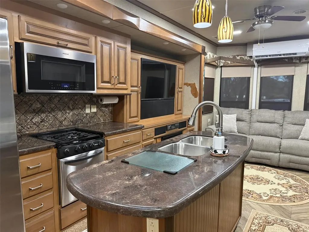 9265 Grizzly Bear Lane Weeki Wachee FL 34613