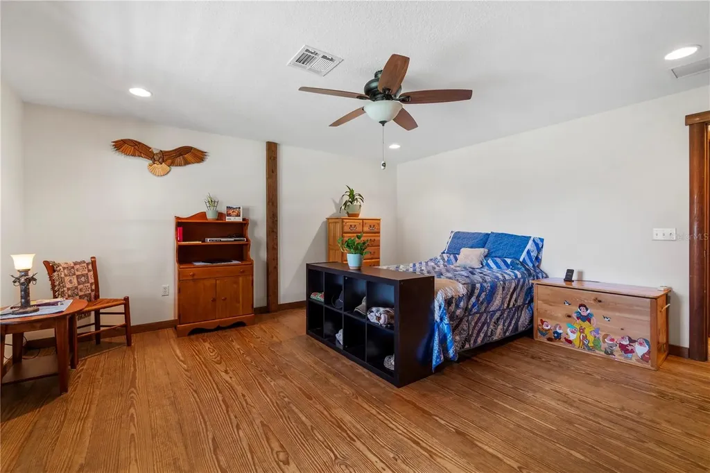 4292 SW 73 Trail Bushnell FL 33513