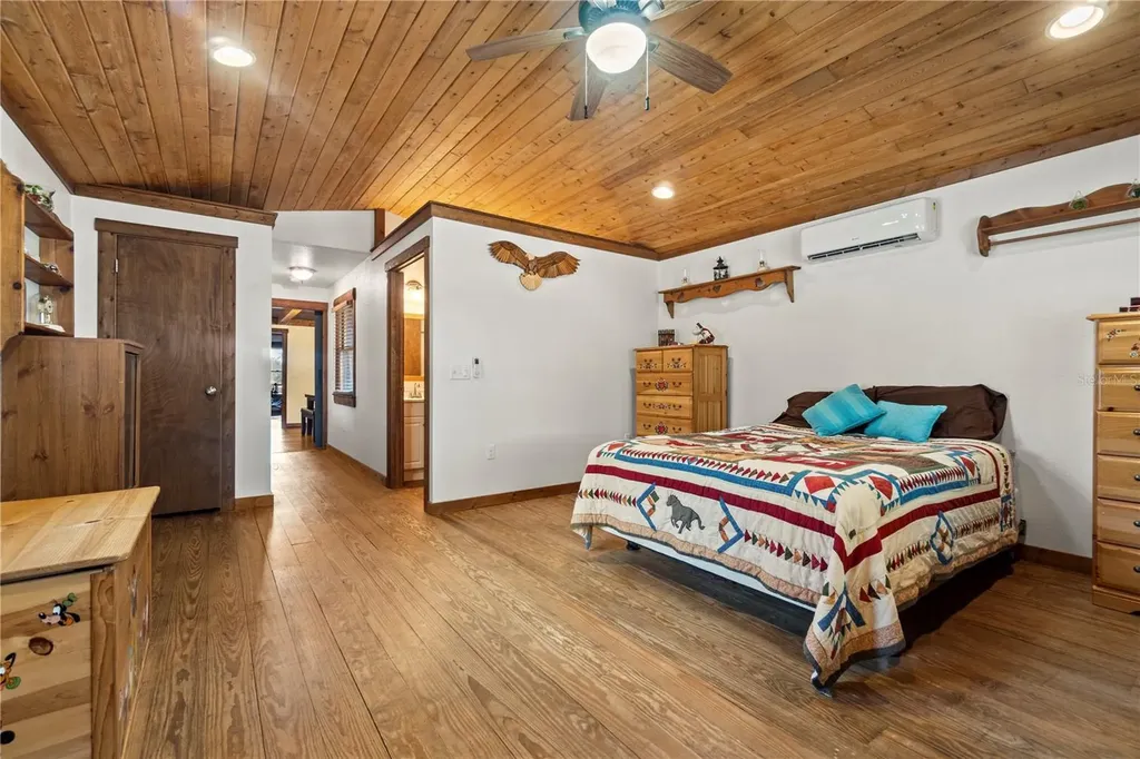 4292 SW 73 Trail Bushnell FL 33513