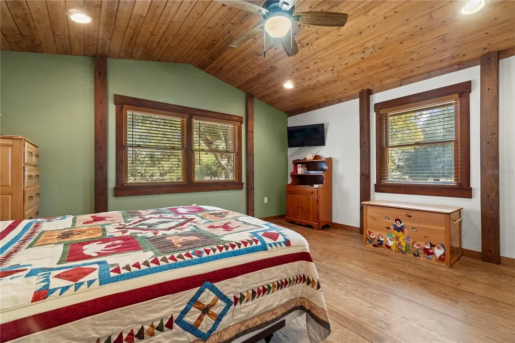 4292 SW 73 Trail Bushnell FL 33513