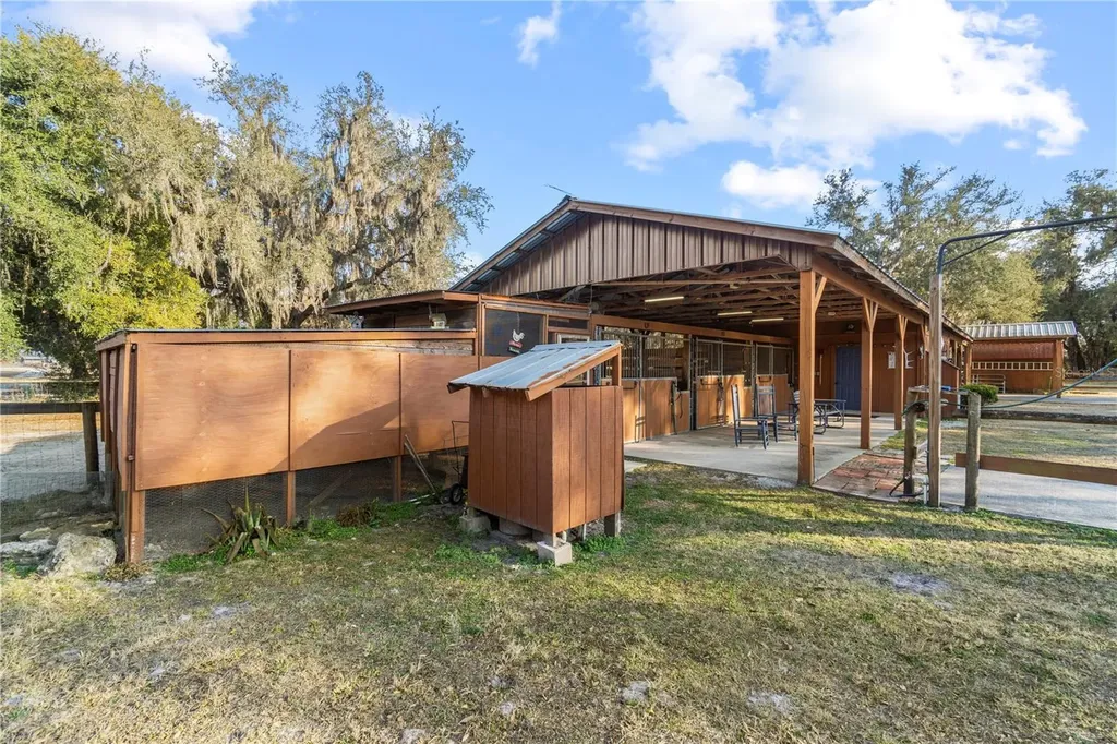 4292 SW 73 Trail Bushnell FL 33513