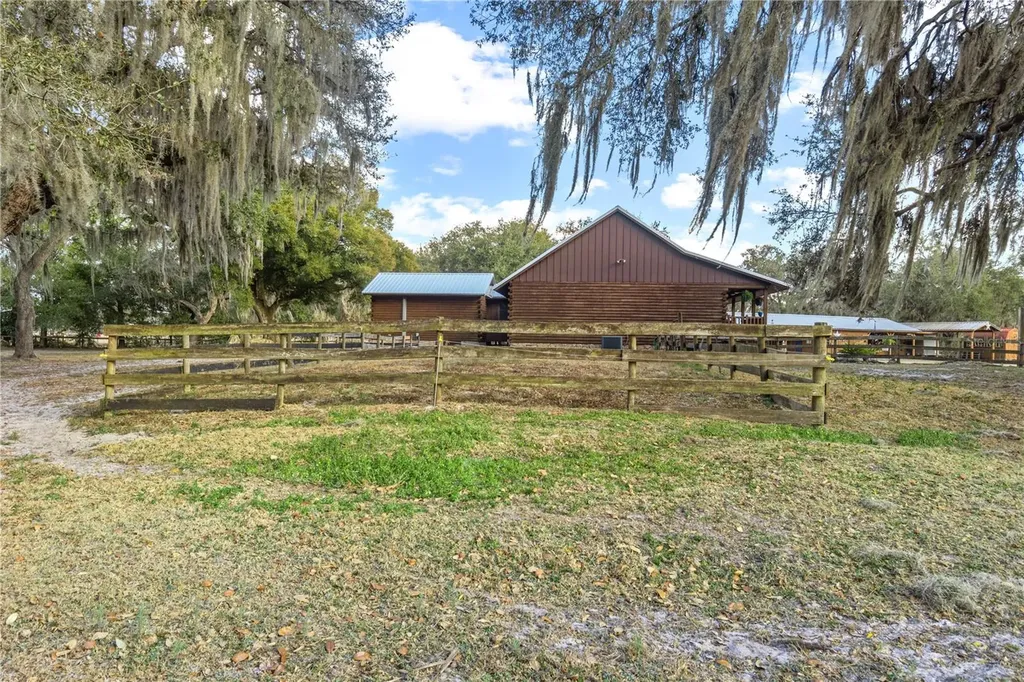 4292 SW 73 Trail Bushnell FL 33513