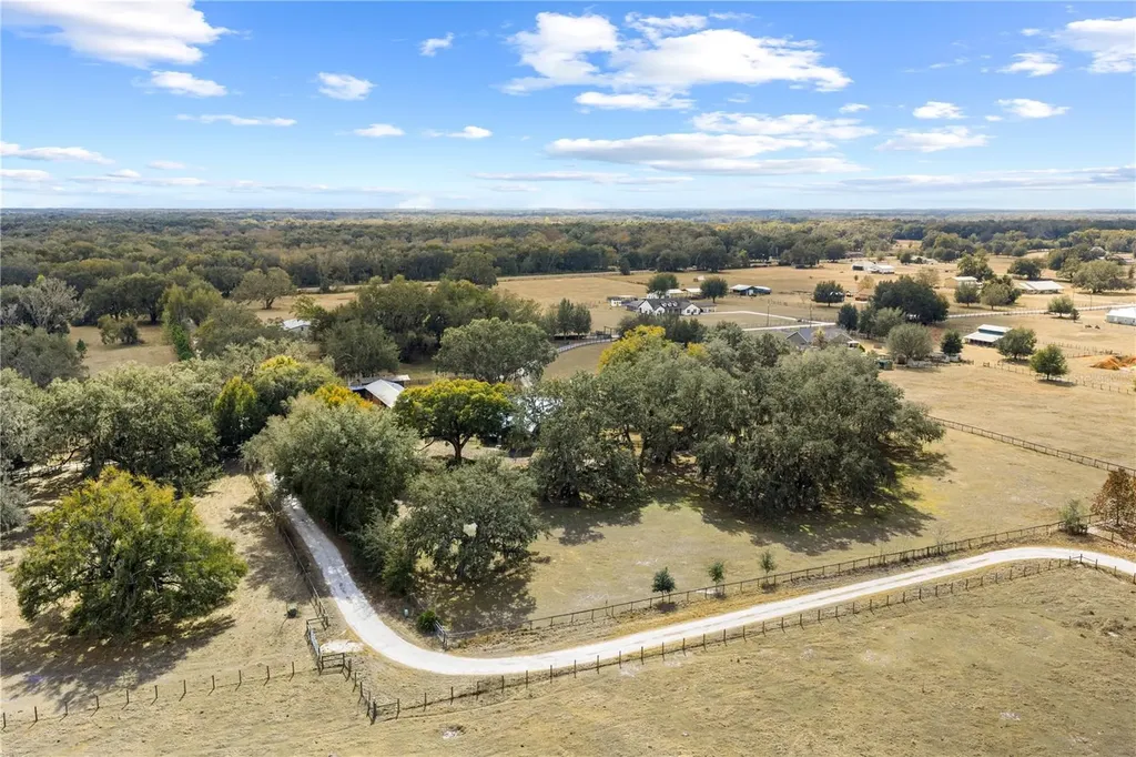 4292 SW 73 Trail Bushnell FL 33513