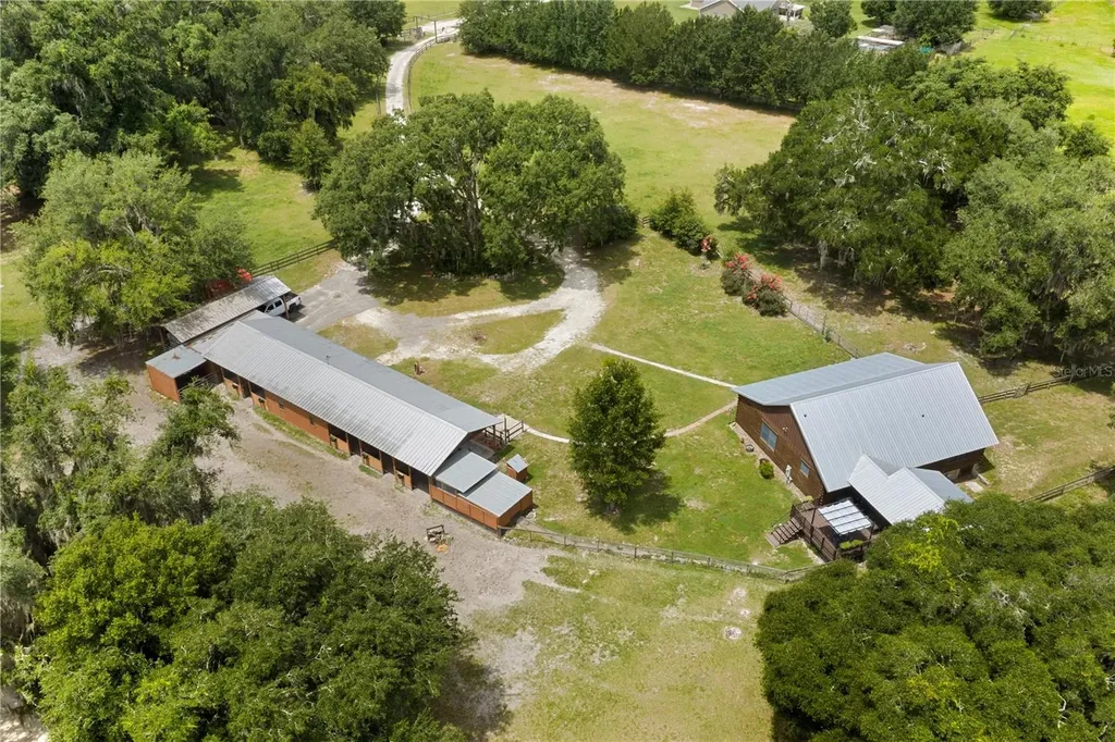 4292 SW 73 Trail Bushnell FL 33513