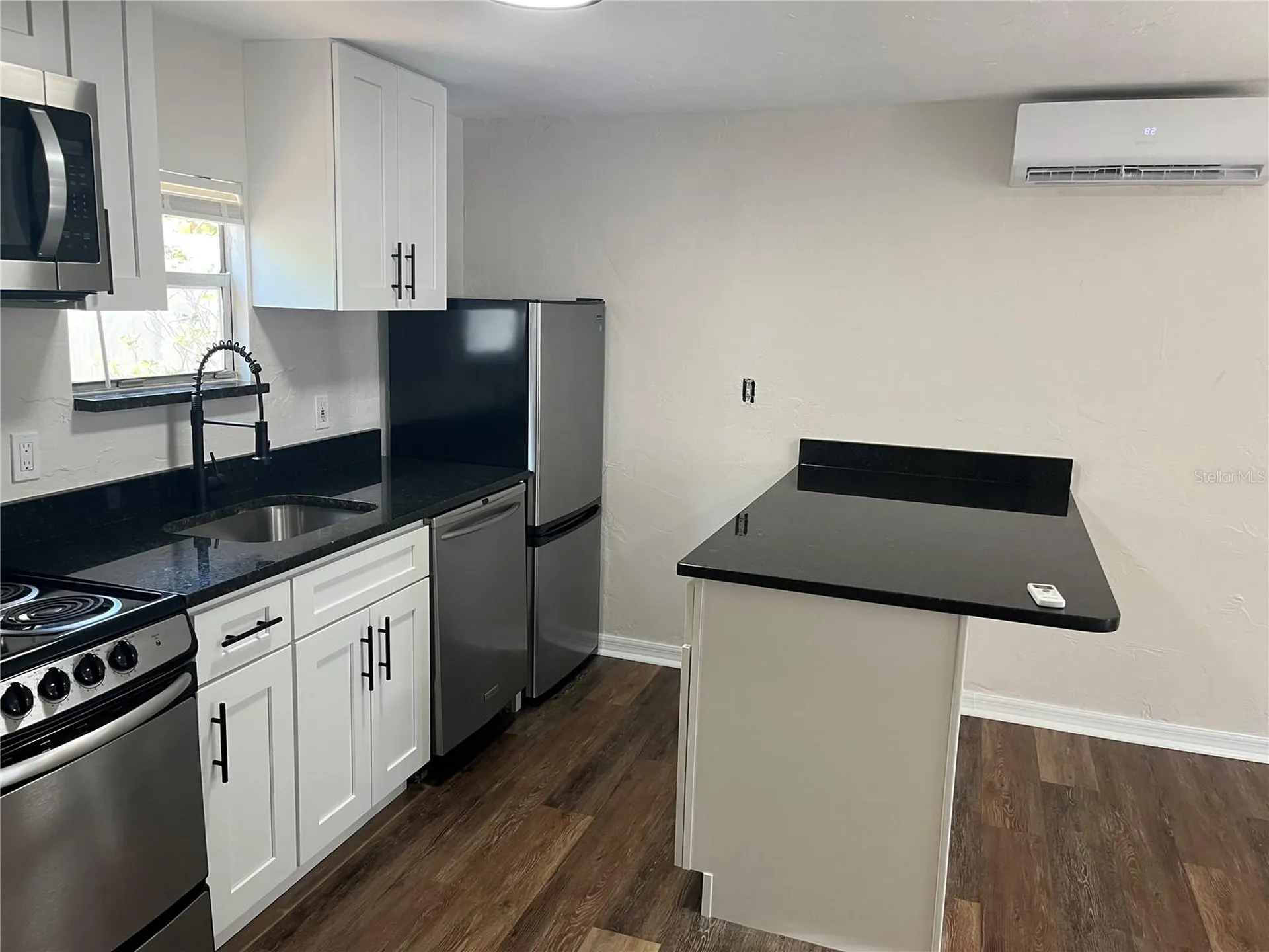 945 13th Street N St Petersburg FL 33705