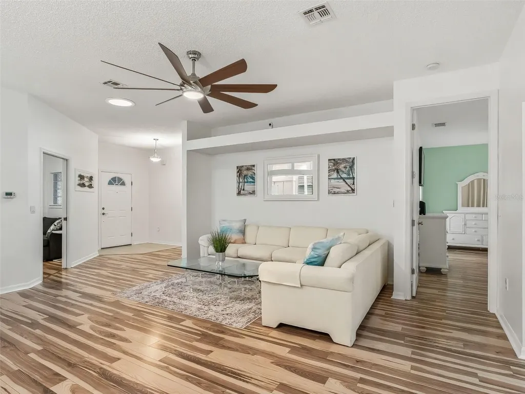 32752 Timberwood Drive Leesburg FL 34748