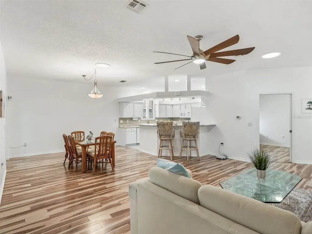 32752 Timberwood Drive Leesburg FL 34748