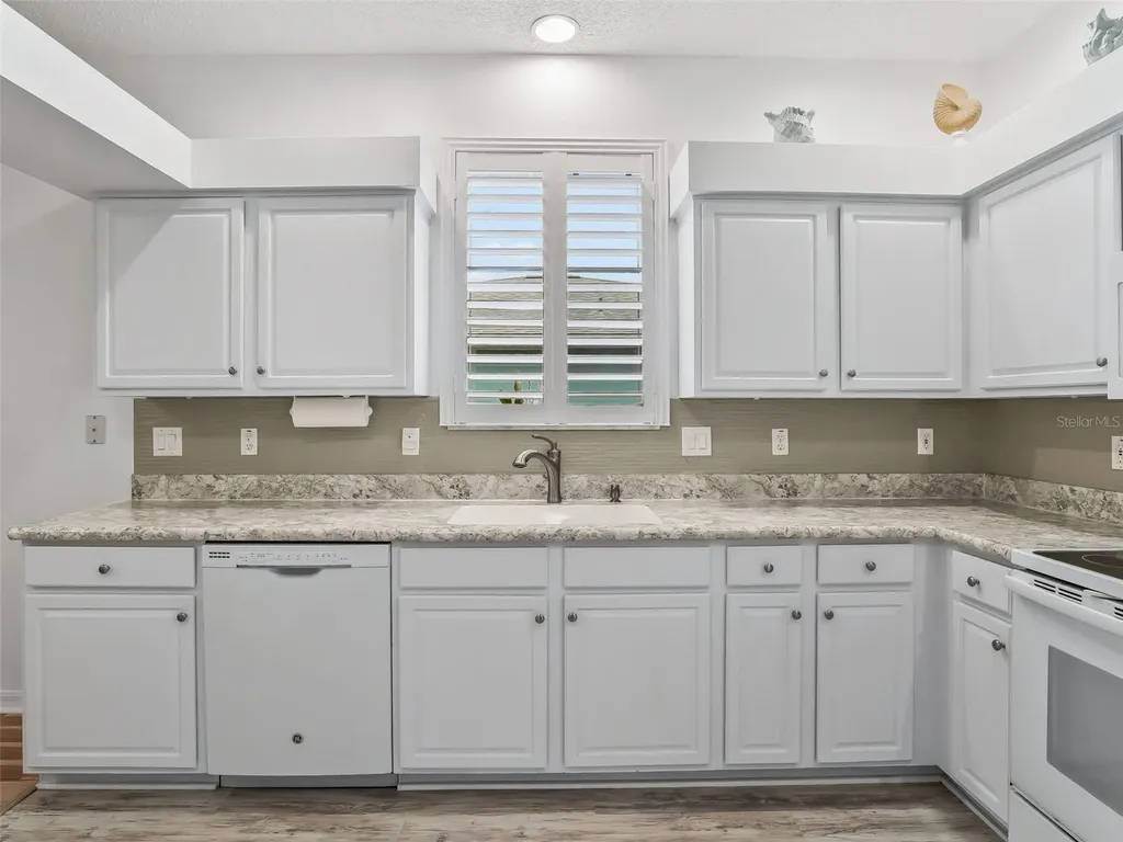 32752 Timberwood Drive Leesburg FL 34748
