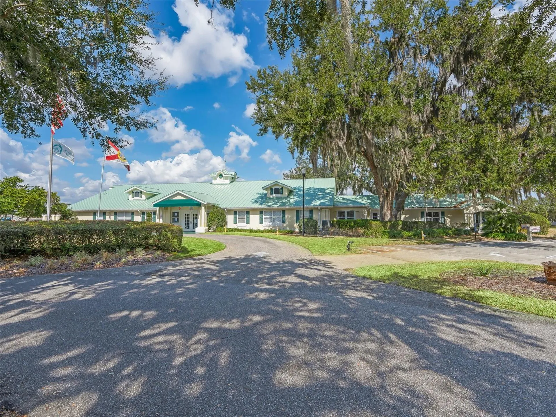 32752 Timberwood Drive Leesburg FL 34748