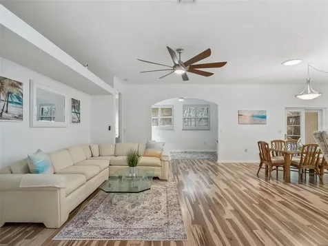 32752 Timberwood Drive Leesburg FL 34748