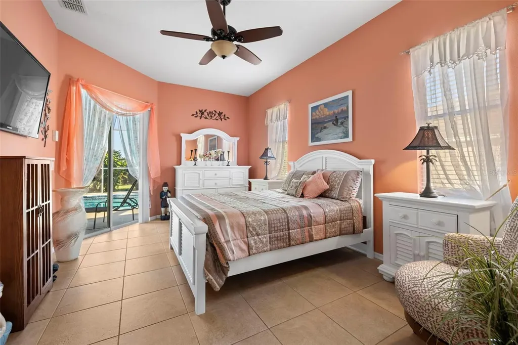 13235 Legends Trail Dade City FL 33525
