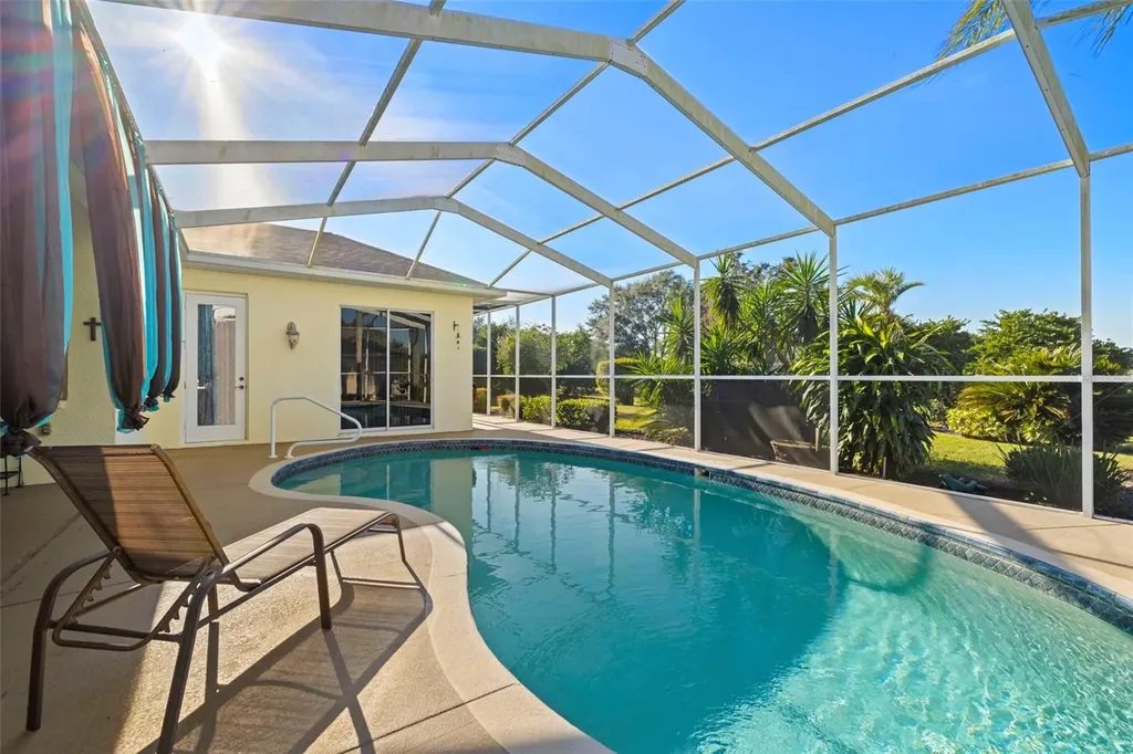 13235 Legends Trail Dade City FL 33525