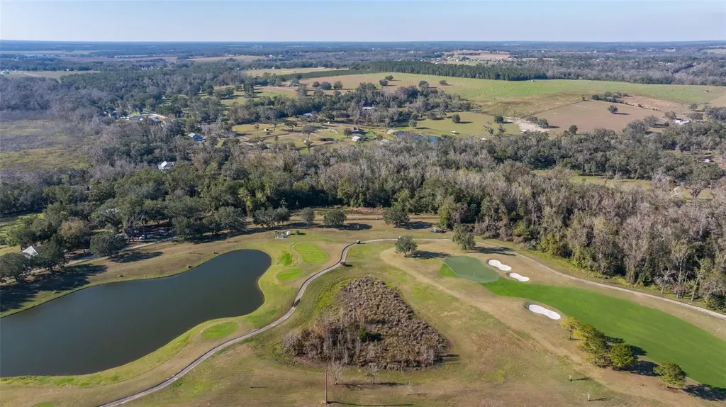 13235 Legends Trail Dade City FL 33525