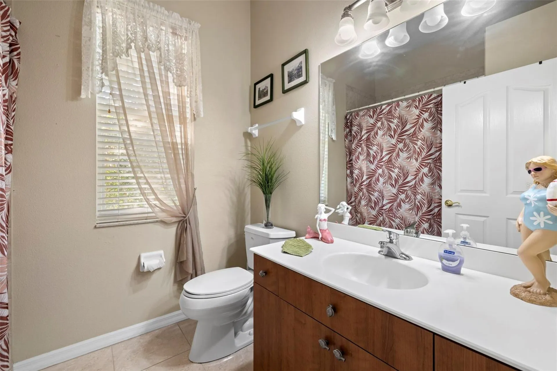 13235 Legends Trail Dade City FL 33525