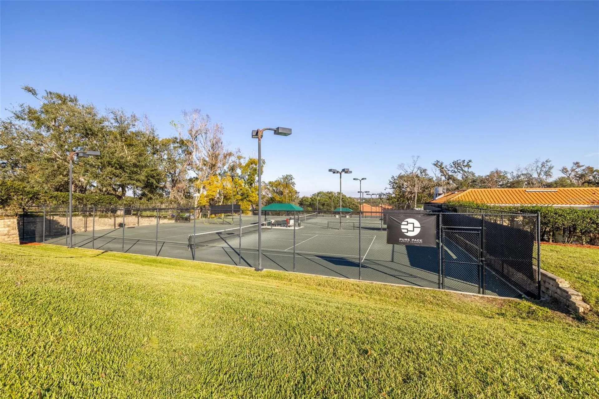 13235 Legends Trail Dade City FL 33525
