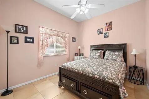 13235 Legends Trail Dade City FL 33525
