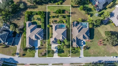 13235 Legends Trail Dade City FL 33525