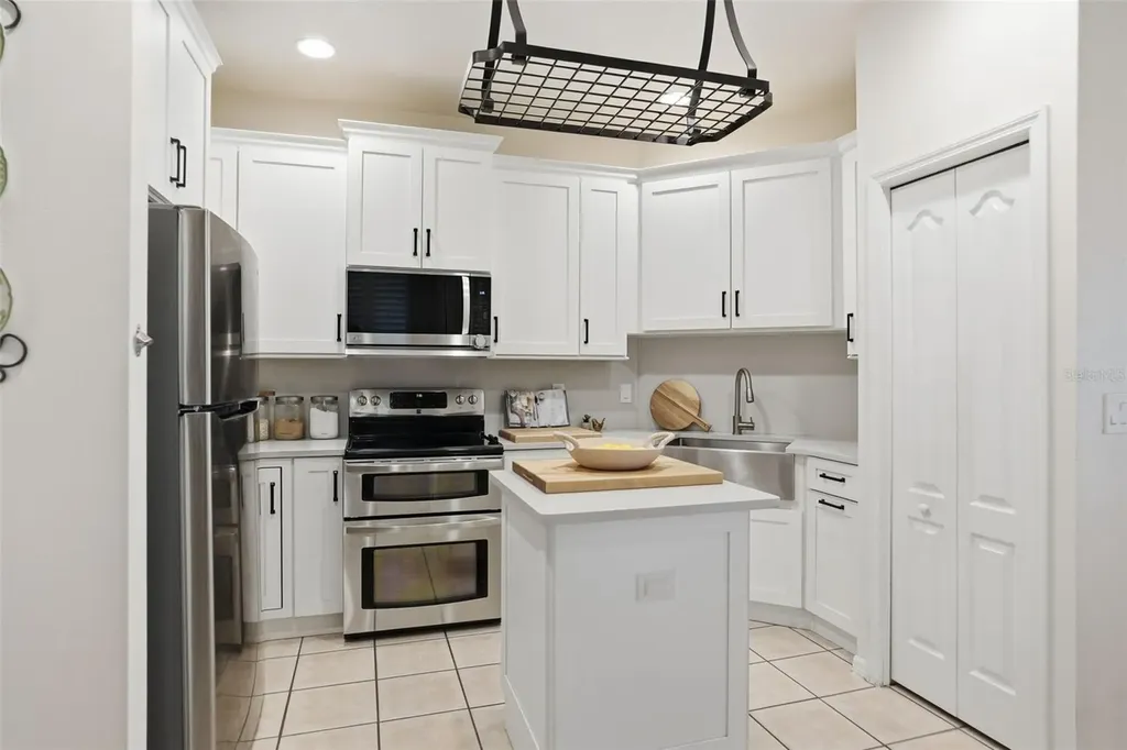 1050 Starkey Road Largo FL 33771