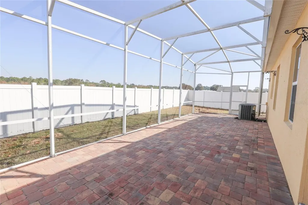 2389 Rock Drive Kissimmee FL 34759