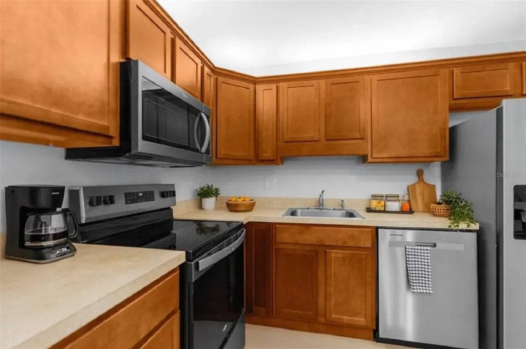 5551 Executive Drive New Port Richey FL 34652