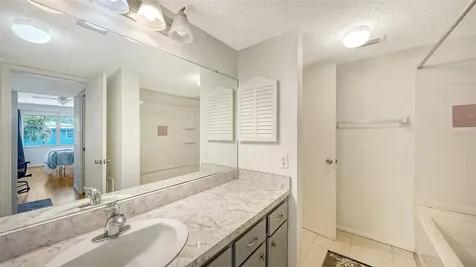 3700 S Osprey Avenue Sarasota FL 34239